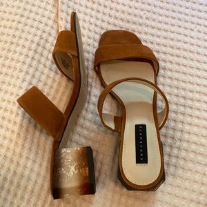 Sanctuary meringue block heel slides rust suede
